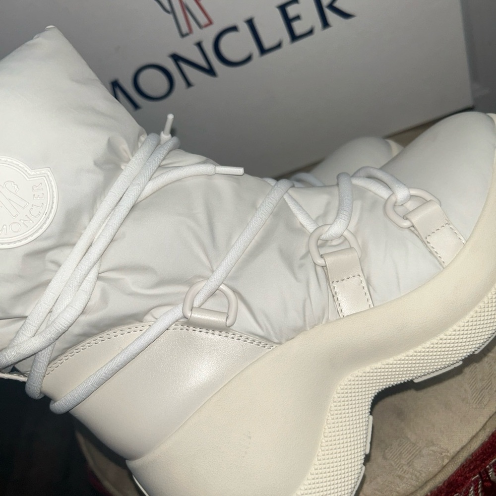 new Moncler Women's Resile Apres Ankle Tie light beige Boots Sz 38.5 - Picture 13 of 16